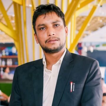 Managing Director - Photo